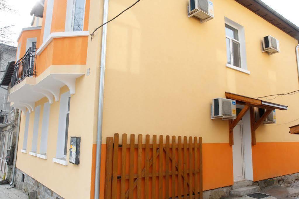 Guest House Anelim Veliko Tarnovo Eksteriør billede